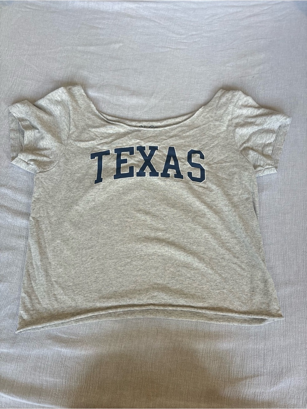 Gray "TEXAS" off shoulder tee shirt